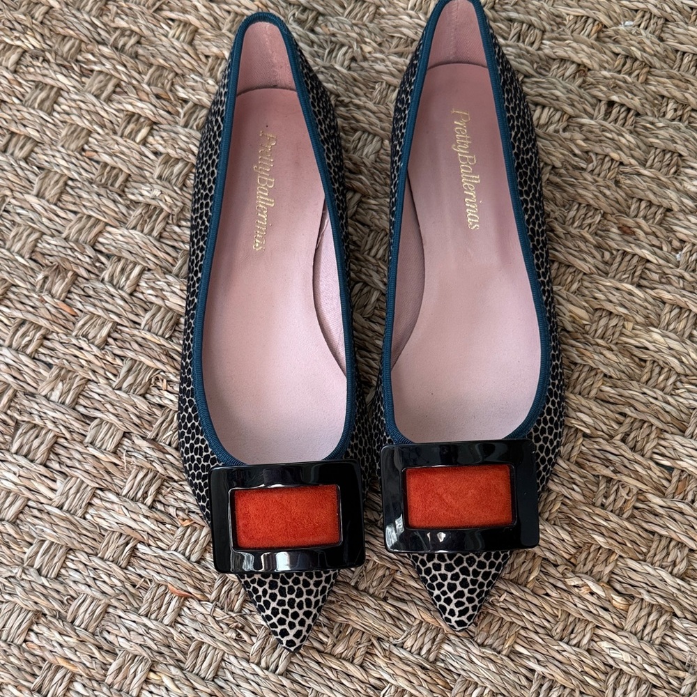 Pretty Ballerinas Black and Red Patterned Flats